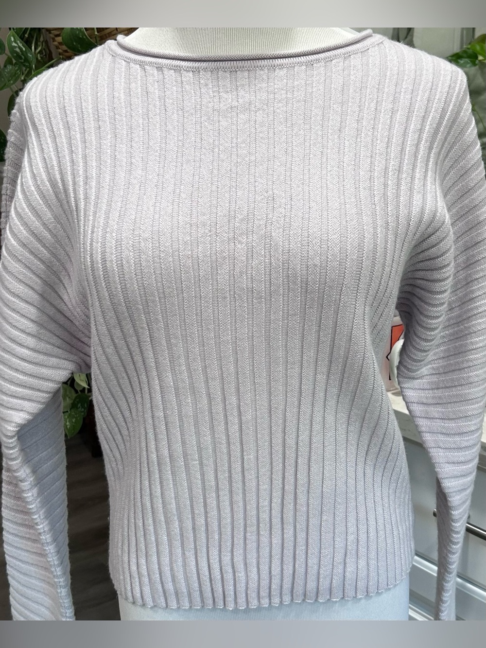 Club Monaco 100% Wool Ribbed Boatneck Sweater Light Mauve Size Faded Estimated M